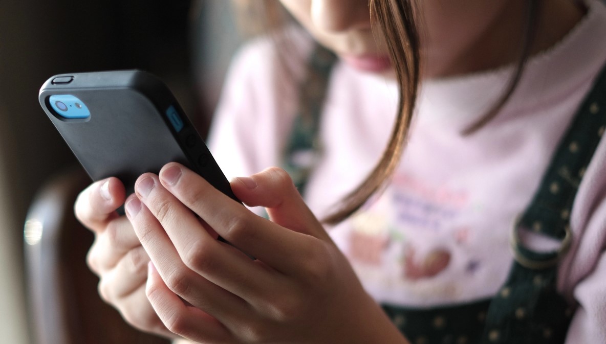 Cómo convencer a tus padres para tener un iPhone - CositasParaPeques.com